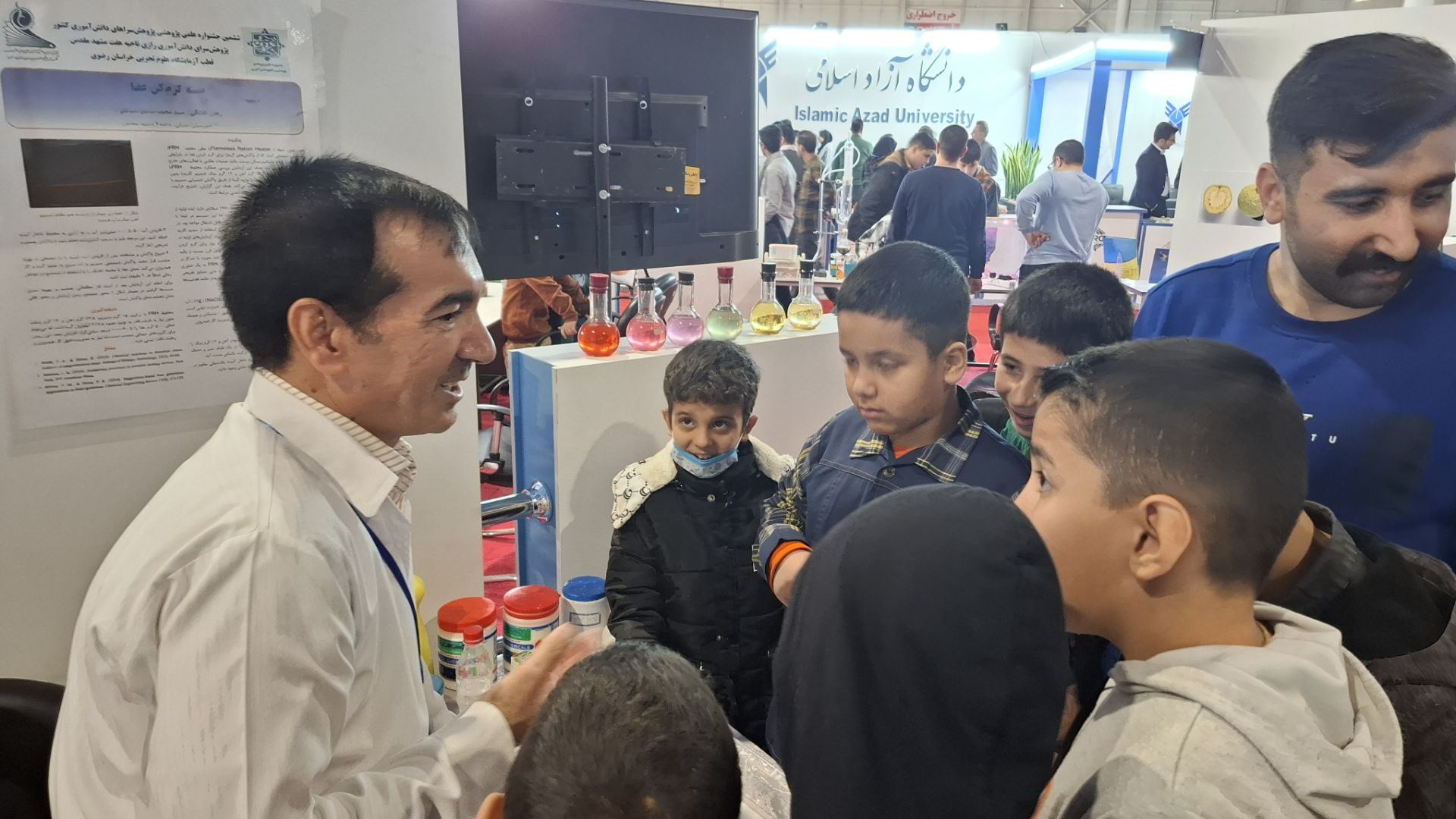 دانش آموزان مدارس ناحیه 7 - تصویر 12